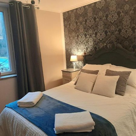 Les Roches Chambre D'Hotes Servant Εξωτερικό φωτογραφία
